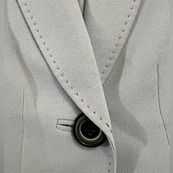 Women’s Tahari ASL Blazer - Picture 2 of 3